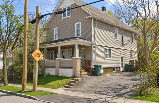 167-169 Weaver Street - 169 Gallery 1