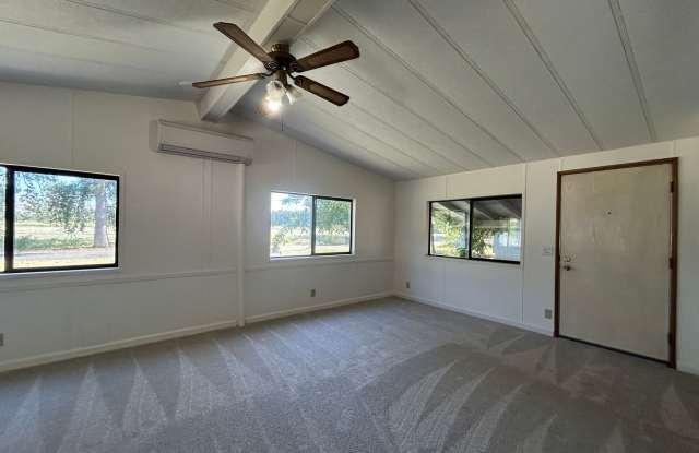 2 Bedroom 2 bath Home in Dairyville Gallery 4