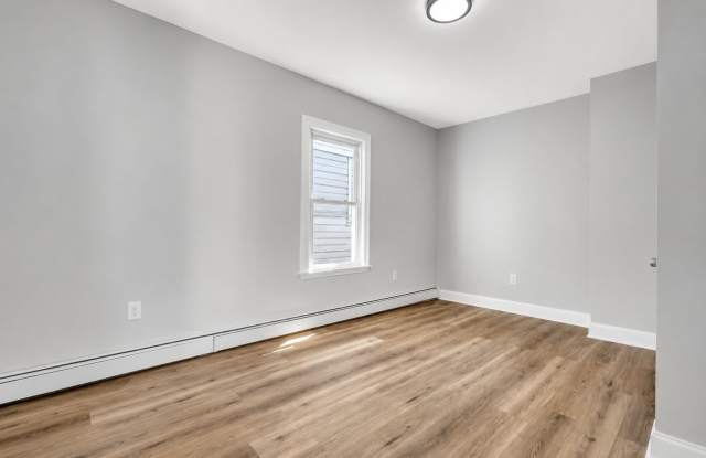 553 South Orange Avenue Gallery 4