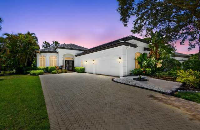 6778 Oakmont Way photos photos
