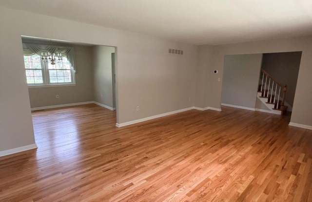 2732 ALFRED Circle Gallery 4