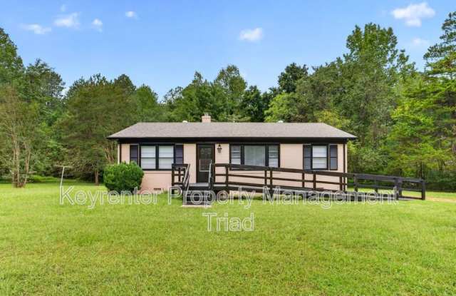 300 Martingale Drive Gallery 1