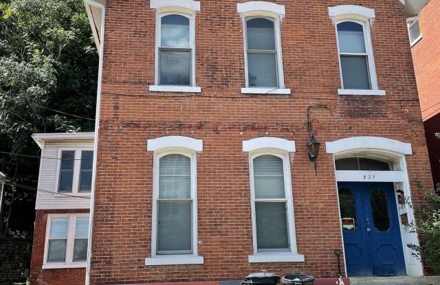 721 Bluff Street - 4 - 721 Bluff Street, Dubuque, IA 52001