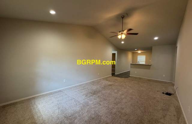 4 BD 2 BA Gallery 3