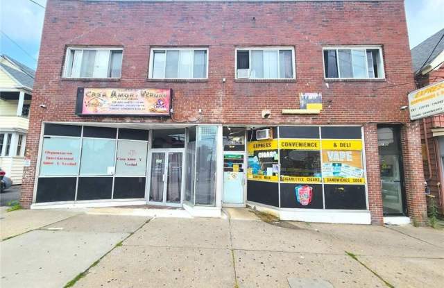 715 Burnside Avenue - 715 Burnside Avenue, East Hartford, CT 06108