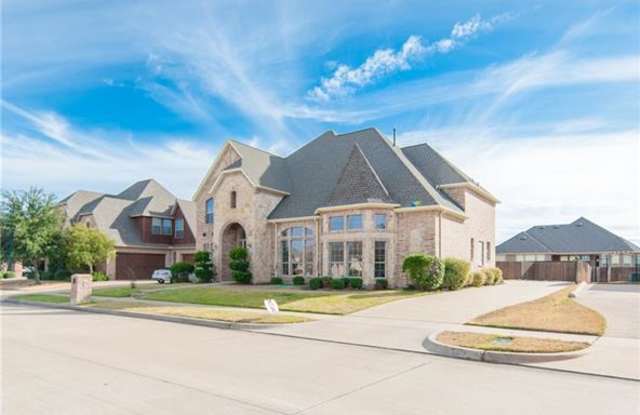 8008 Oak Knoll Drive - 8008 Oak Knoll Drive, North Richland Hills, TX 76182