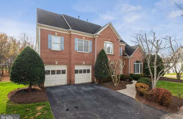 9724 CLAGETT FARM DR Gallery 2