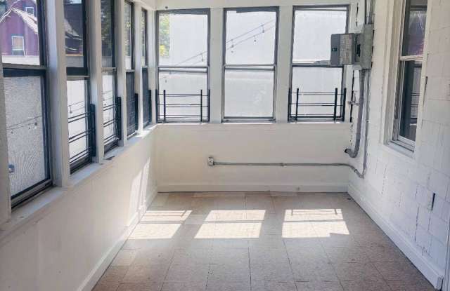 33 Clinton Avenue photos photos