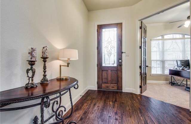 12219 Jackson Creek Drive Gallery 4