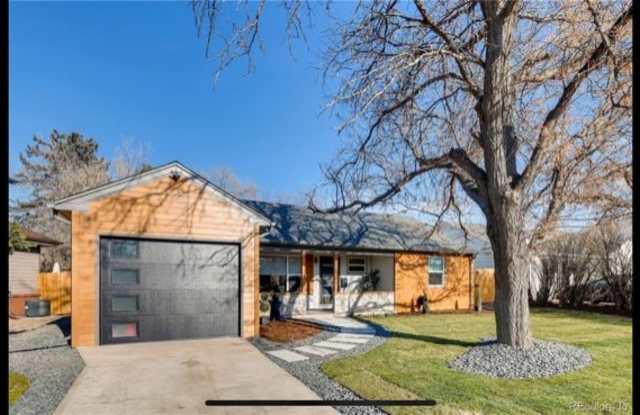 3006 S Clermont Dr Gallery 3