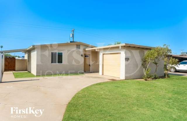 7533 West Clarendon Avenue - 7533 West Clarendon Avenue, Phoenix, AZ 85033