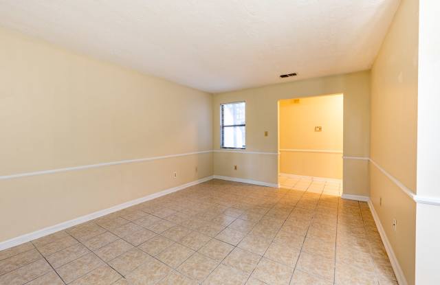 868 Brookfield Parkway - A Gallery 4