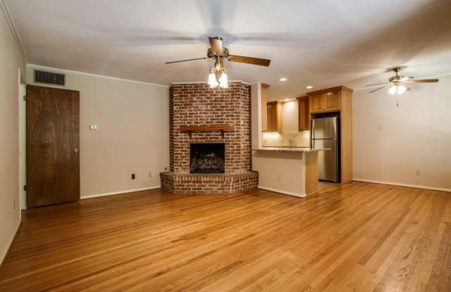 2625 Forest Grove Drive Gallery 4