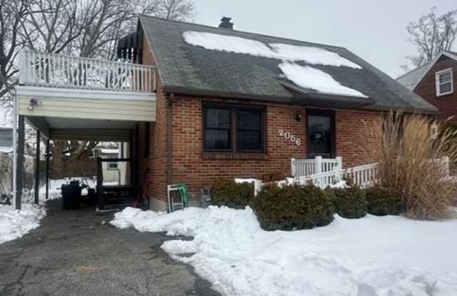 3 Bedroom Brick Cape Cod in Central York School District! photos photos