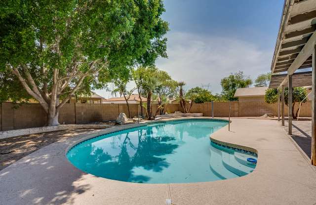 2711 E Des Moines St - 2711 East Des Moines Street, Mesa, AZ 85213