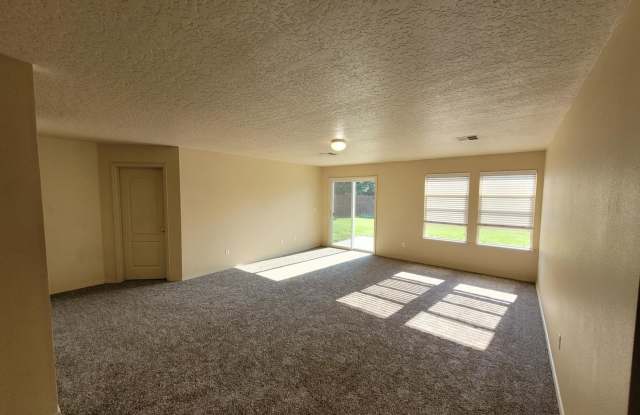 Great Home in Meridian Near Shopping! Gallery 3