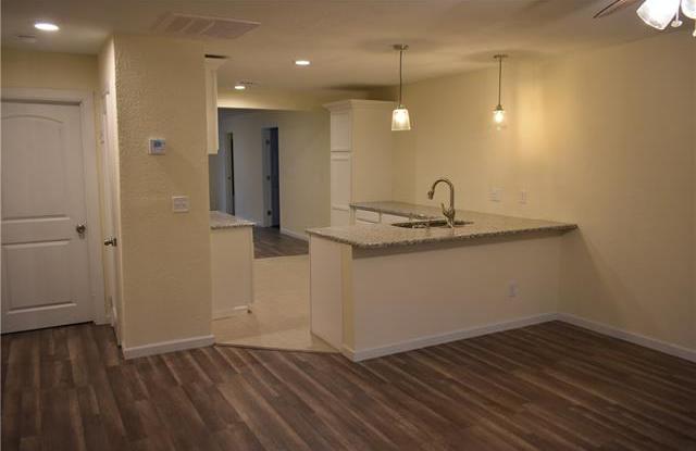 2624 Townsend Drive Gallery 3