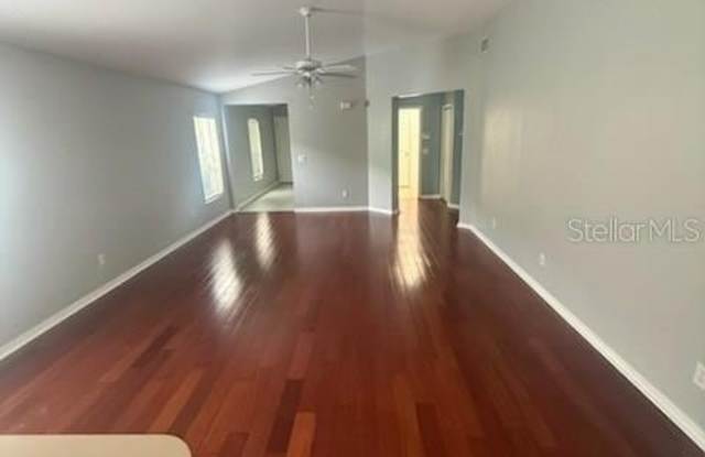 11422 CRESTLAKE VILLAGE Drive Gallery 4