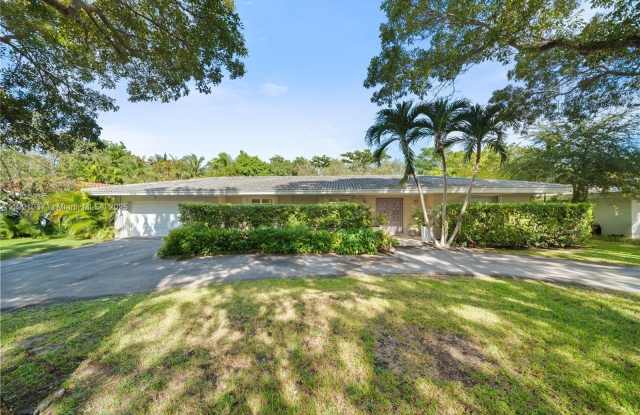 341 Island Dr - 341 Island Drive, Key Biscayne, FL 33149