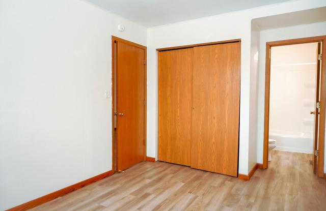 2212-2220 12th Ave N photos photos