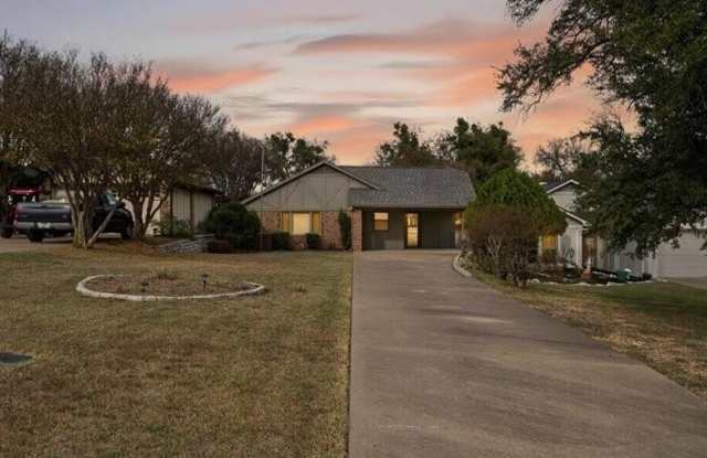 6218 Tezcuco Court - 6218 Tezcuco Court, Pecan Plantation, TX 76049