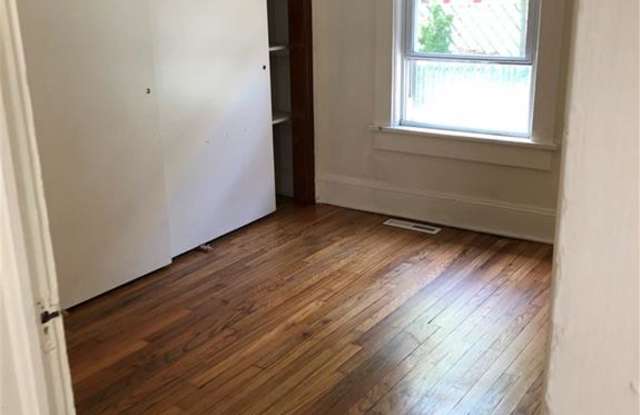 720 Jersey Avenue Gallery 4
