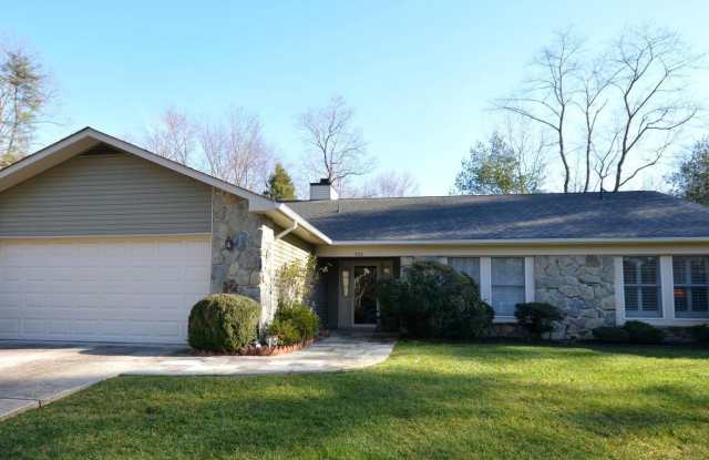 955 MASTLINE DRIVE photos photos