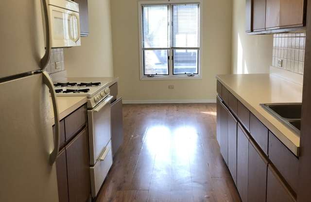 556 Main Street - 103 photos photos