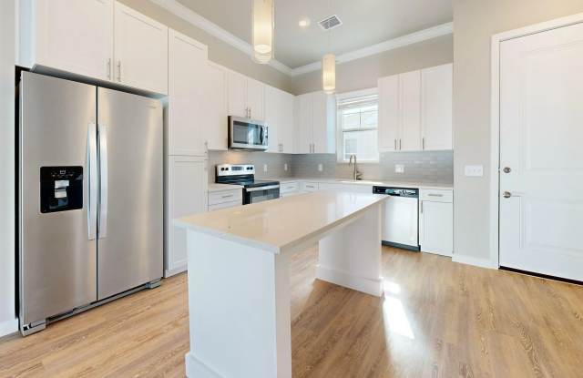 Villas at Gulf Coast Gallery 4