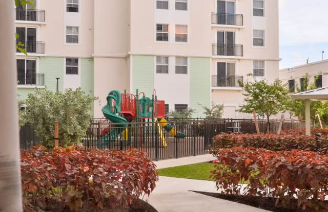 Northside Transit Village - Senior Housing Gallery 3