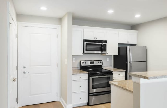 Cherry Street Condominiums Gallery 4