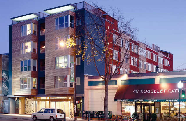 Sterling University Avenue - Student Housing Gallery 2