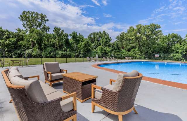 Meadowood Apartments Gallery 2