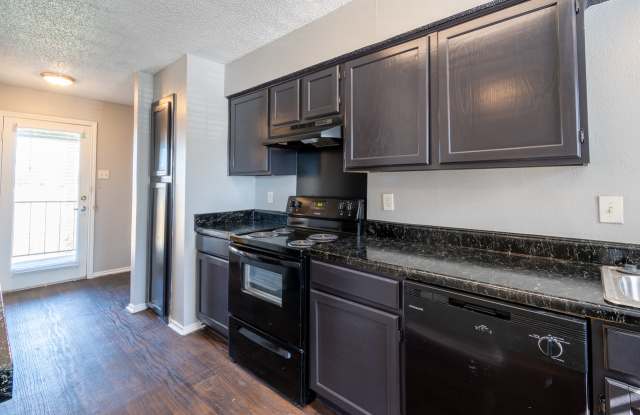 La Prada Place Apartments Gallery 2