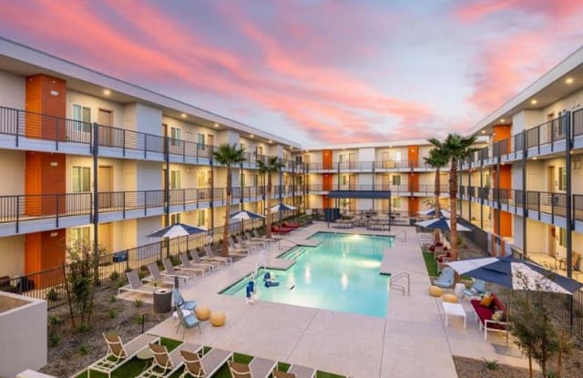 Maxwell at Cooley Station photos photos Maxwell at Cooley Station photos photos