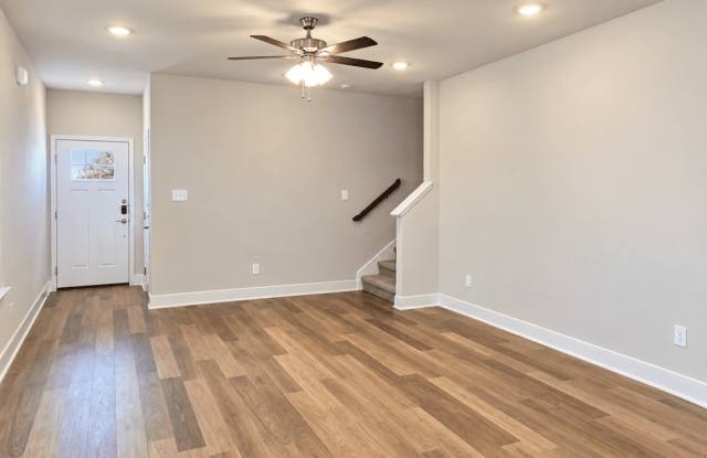 12349 Montgomery Forest Gallery 4