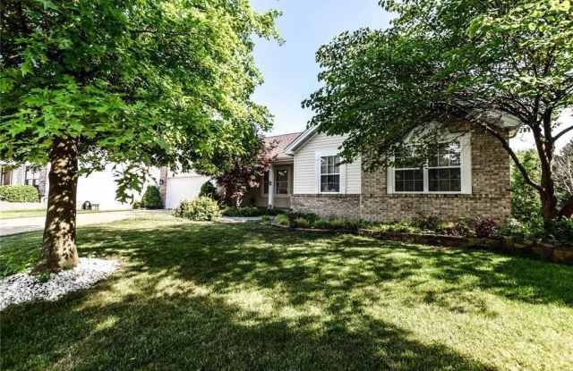 805 Birch Run Court - 805 Birch Run Court, Lake St. Louis, MO 63367