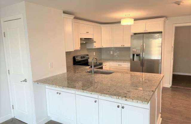 1321 Worcester Rd unit: 607 photos photos