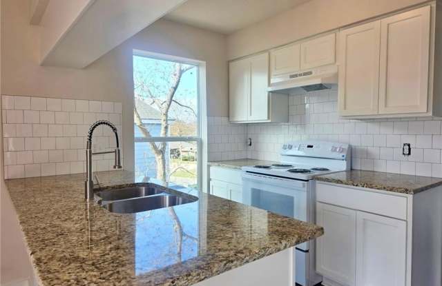 1020 Autumn Circle photos photos 1020 Autumn Circle photos photos