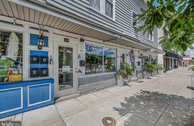 15 N WASHINGTON ST Gallery 1