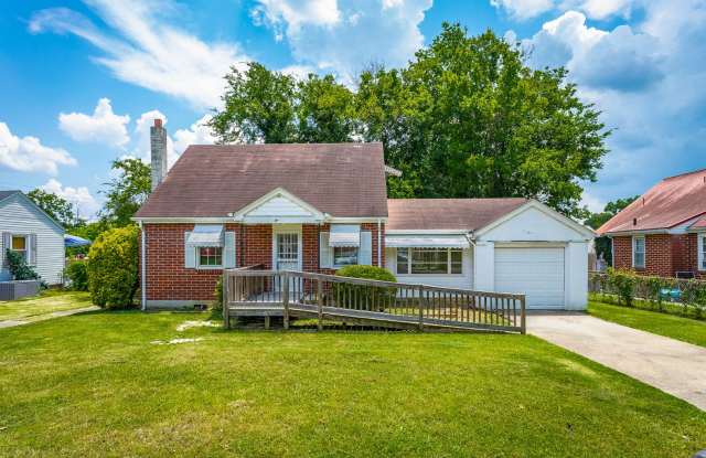 3 Bedroom House in East Ridge! photos photos