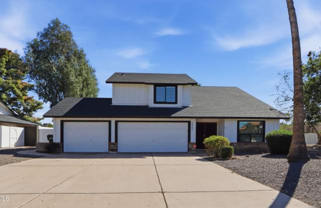 5201 E FELLARS Drive photos photos