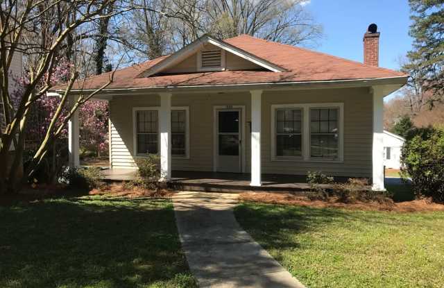 Adorable Two Bedroom Home In Plaza Midwood! photos photos