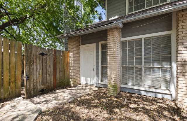Spacious 3-Bedroom Fourplex with Private Backyard – Water & Lawn Service Included photos photos