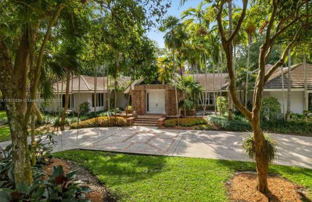 9000 Arvida Dr photos photos