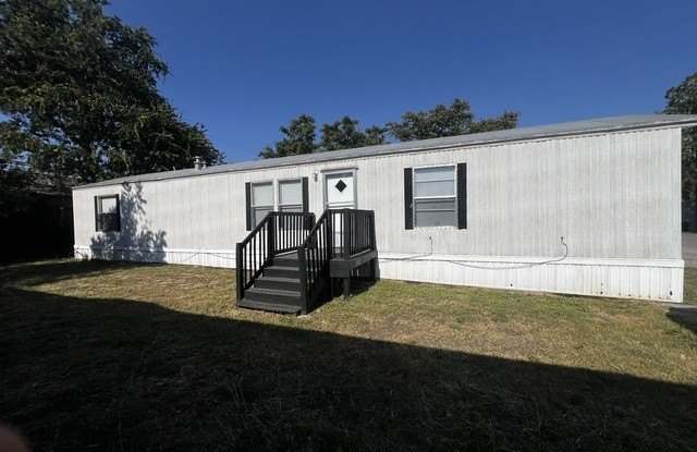 503 Uhland Rd Trlr #11 photos photos