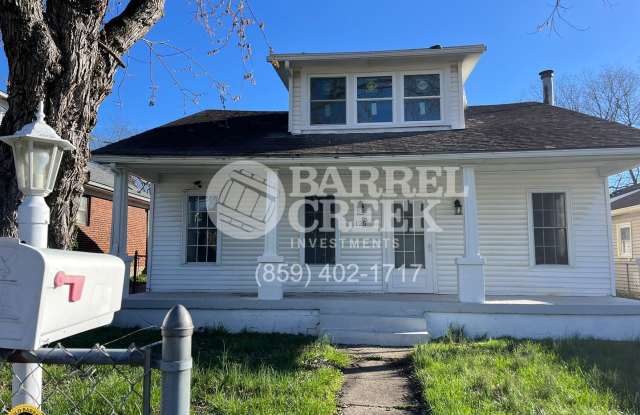 4-Bed 1.5-Bath House + Garage & Fenced Yard photos photos