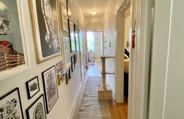 2211 Montrose Gallery 3