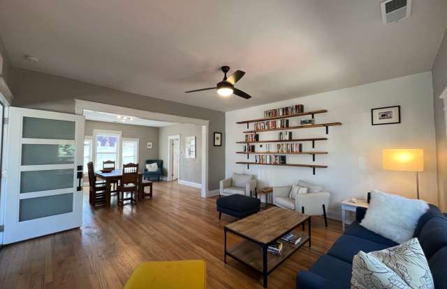 Lovely 3 Bedroom 2 Bathroom Home In Downtown ABQ! Gallery 4