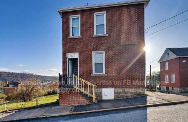 522 Division St photos photos